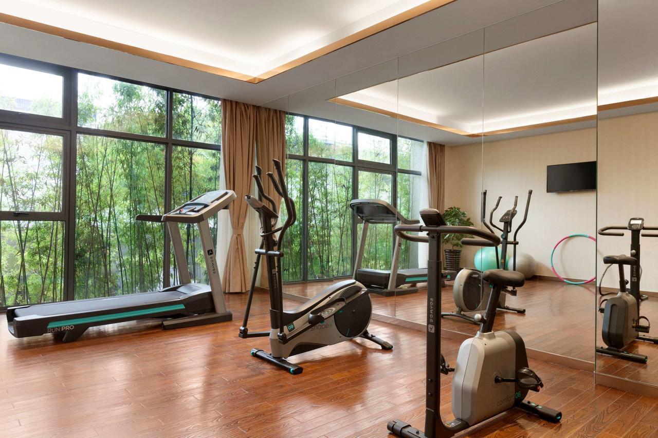 Ramada Shanghai Minhang Exterior foto